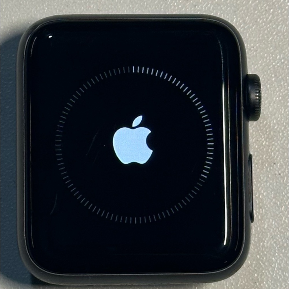 Apple Watch Series 2 42mm Midnight Aluminum Black Band - Picture 8 of 9
